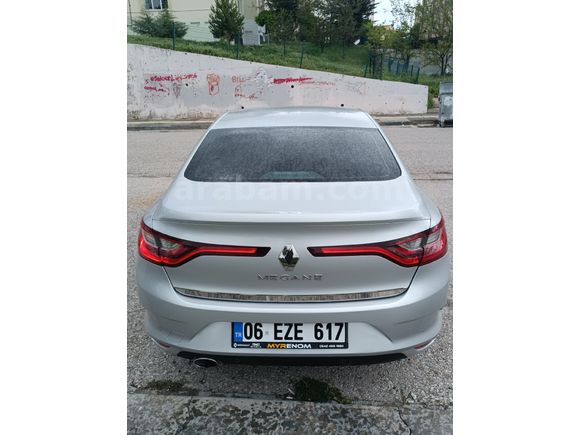 SAHİBİNDEN TEMİZ GARAJ ARACI MEGANE 4