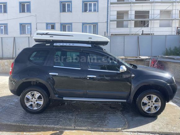 Sahibinden Dacia Duster 1.5 dCi Laureate 2015 Model  328.000 km Siyah