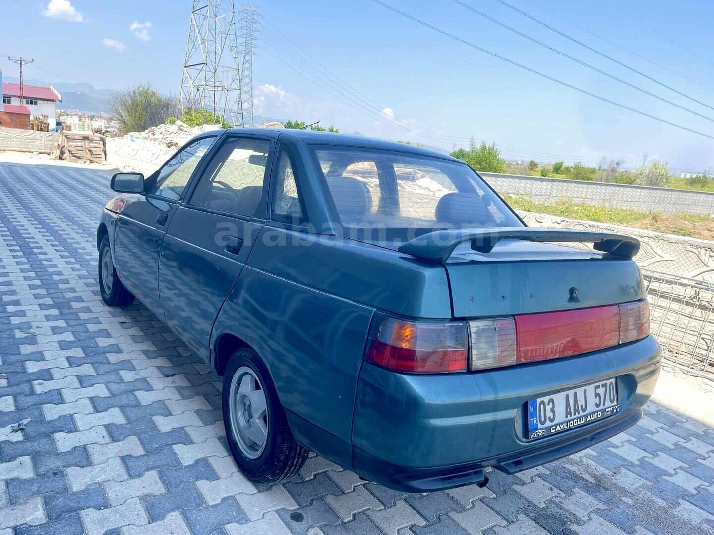 Galeriden Lada Vega 1.5 1999 Model Afyonkarahisar 150.000 km Yeşil (metalik) 7