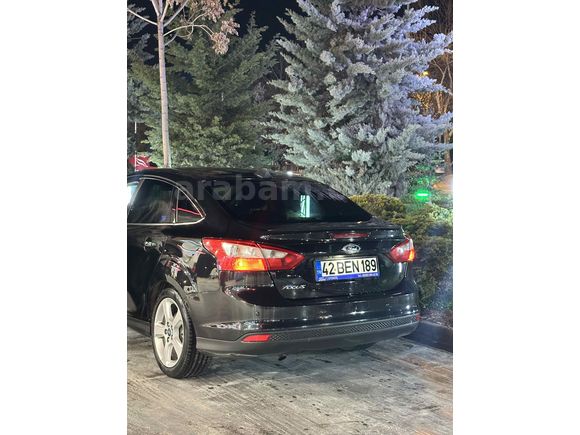 Sahibinden Ford Focus 1.6 TDCi Titanium 2012 Model  348.000 km Siyah