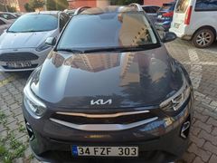 Sahibinden Kia Stonic 1.4 MPI Cool 2022 Model  26.000 km Gri