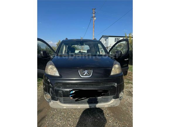 Sahibinden Peugeot Partner 1.6 HDI  Premıum 2011 Model  330.000 km Siyah