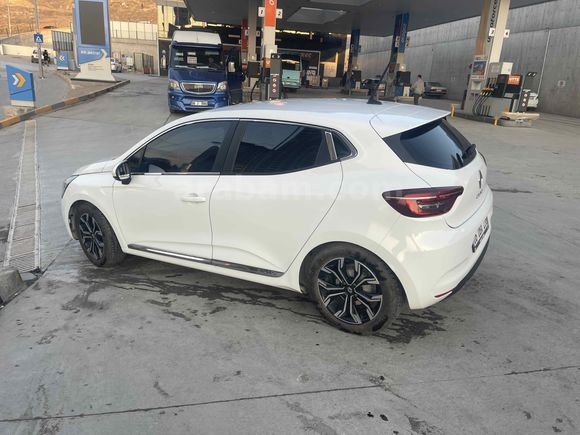 Sahibinden Renault Clio 1.0 TCe Joy 2021 Model 