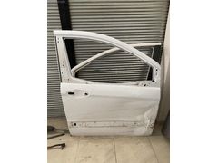 Ford Tourneo Courier 2014/2024 beyaz sağ ön kapı orijinal