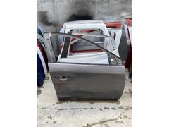 Renault Fluence 2009/2017 füme sağ ön kapı çıkma orijinal