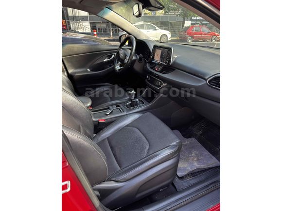 Sahibinden Hyundai i30 1.6 CRDi Elite Plus 2018 Model 
