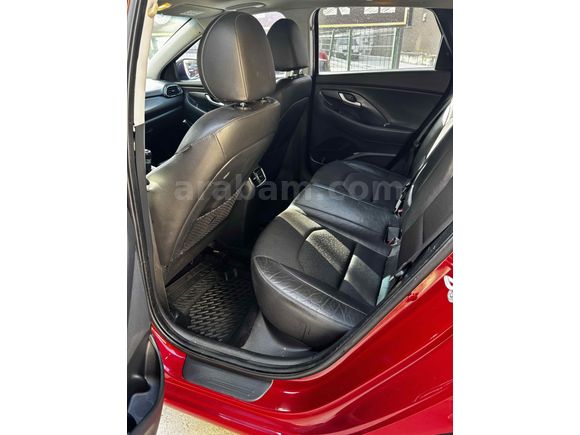 Sahibinden Hyundai i30 1.6 CRDi Elite Plus 2018 Model 