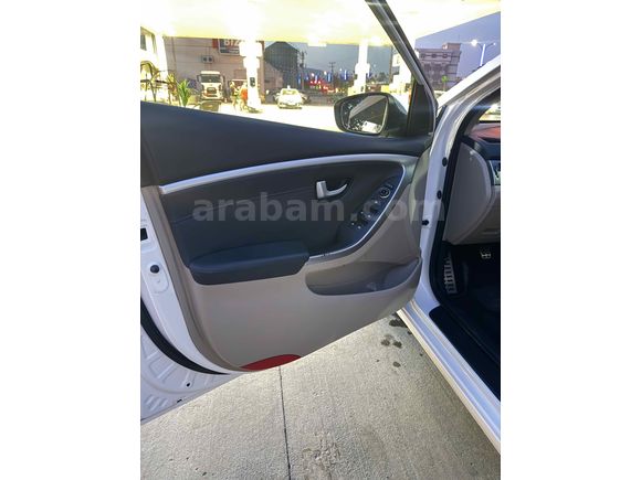 Sahibinden Hyundai i30 1.6 CRDi Elite 2013 Model 