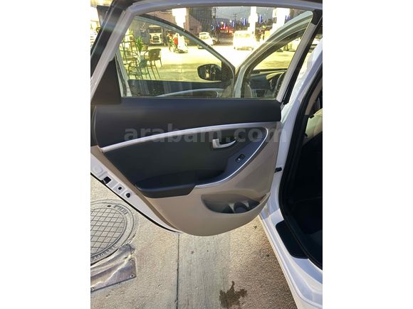 Sahibinden Hyundai i30 1.6 CRDi Elite 2013 Model 