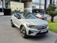 DOKTORDAN SATILIK 252 HP UZUN MENZİLLİ DÜŞÜK KM GARAJ ARABASI