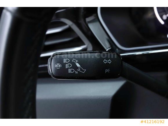 BOYASIZ 2023 CADDY DSG CAM TAVANLI 59000 KİOLMETREDE