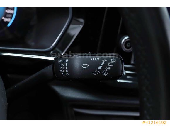 BOYASIZ 2023 CADDY DSG CAM TAVANLI 59000 KİOLMETREDE