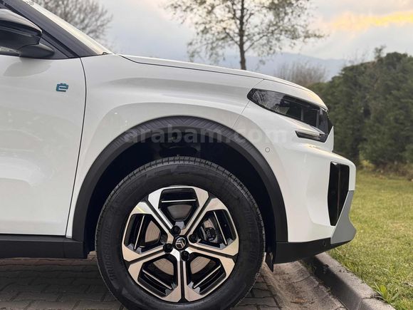 Citroen E-C3 AirCross siyah tavan Hatasız