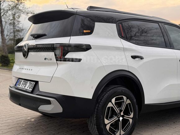 Citroen E-C3 AirCross siyah tavan Hatasız