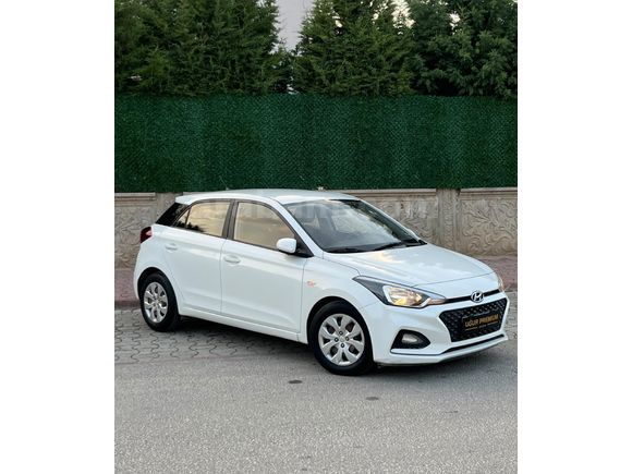 UĞUR MOTORS DAN MAKYAJ KASA SADECE 95 KM.DE Hyundai i20 1.4 MPI Jump 2018 Model Konya