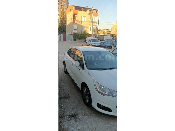 Sahibinden Citroen C4 1.6 HDi Confort Plus 2012 Model