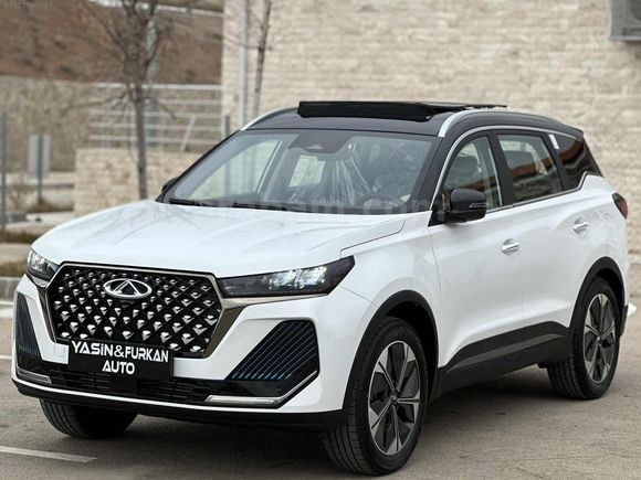 DEĞİŞENSİZ BOYASIZ TRAMERSİZ 2024 MODEL 21 BİN KM'DE CHERY