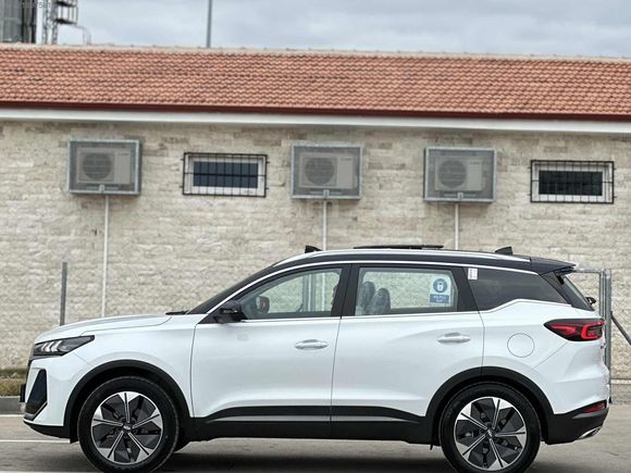 DEĞİŞENSİZ BOYASIZ TRAMERSİZ 2024 MODEL 21 BİN KM'DE CHERY