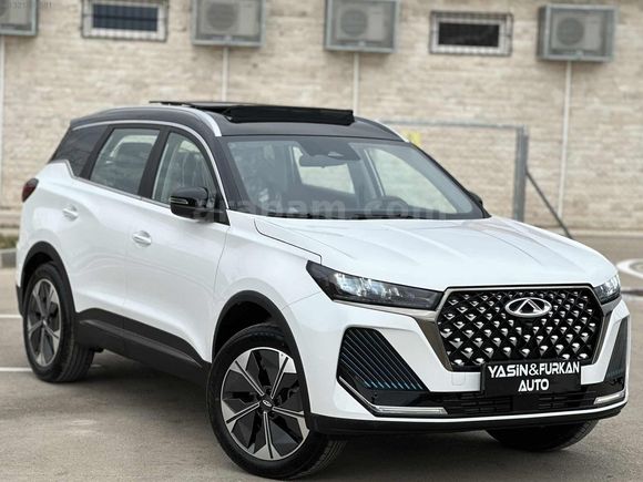 DEĞİŞENSİZ BOYASIZ TRAMERSİZ 2024 MODEL 21 BİN KM'DE CHERY