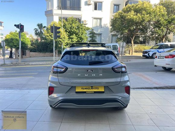 Cam tavanlı 2025 LANSMAN RENGİ ELEKTİRKLİ FORD PUMA 9 BİN KM