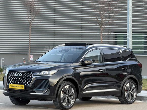 DEĞİŞENSİZ BOYASIZ TRAMERSİZ 2025 MODEL 14 BİN KM'DE CHERY