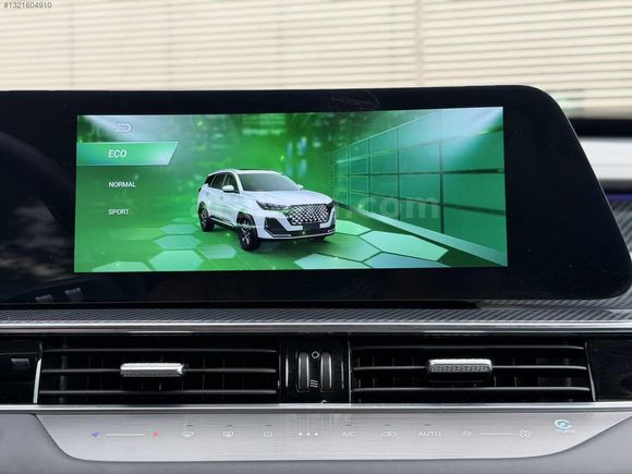 DEĞİŞENSİZ BOYASIZ TRAMERSİZ 2025 MODEL 14 BİN KM'DE CHERY