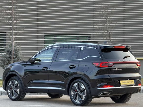 DEĞİŞENSİZ BOYASIZ TRAMERSİZ 2025 MODEL 14 BİN KM'DE CHERY