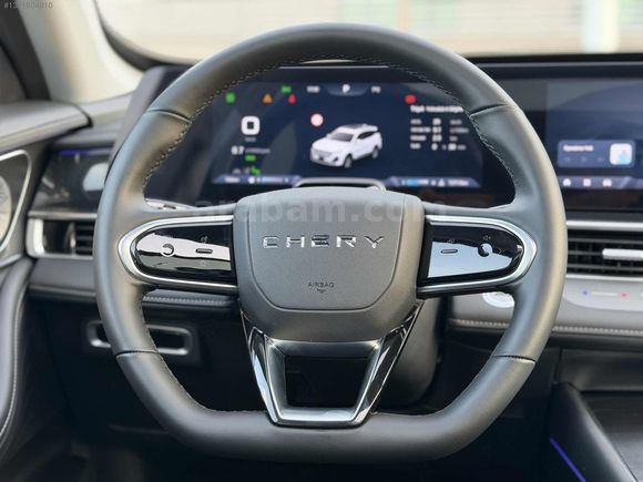 DEĞİŞENSİZ BOYASIZ TRAMERSİZ 2025 MODEL 14 BİN KM'DE CHERY