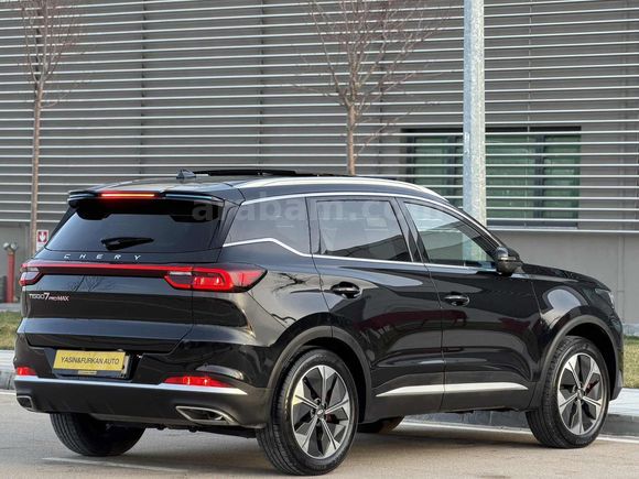DEĞİŞENSİZ BOYASIZ TRAMERSİZ 2025 MODEL 14 BİN KM'DE CHERY