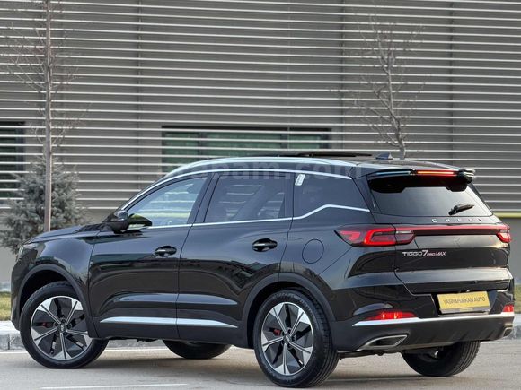 DEĞİŞENSİZ BOYASIZ TRAMERSİZ 2025 MODEL 14 BİN KM'DE CHERY