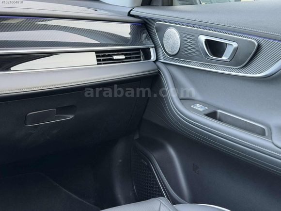 DEĞİŞENSİZ BOYASIZ TRAMERSİZ 2025 MODEL 14 BİN KM'DE CHERY