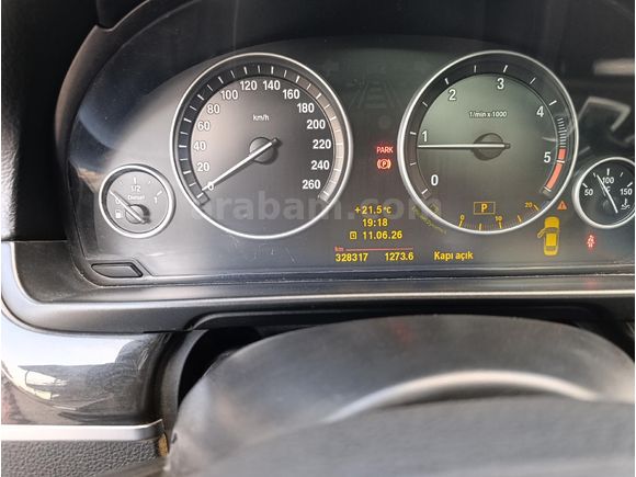 DEĞERİNİ BİLENE 2012 BMW F10 5 SERİSİ 520d PREMİUM