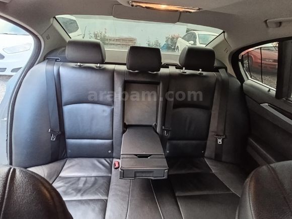 DEĞERİNİ BİLENE 2012 BMW F10 5 SERİSİ 520d PREMİUM