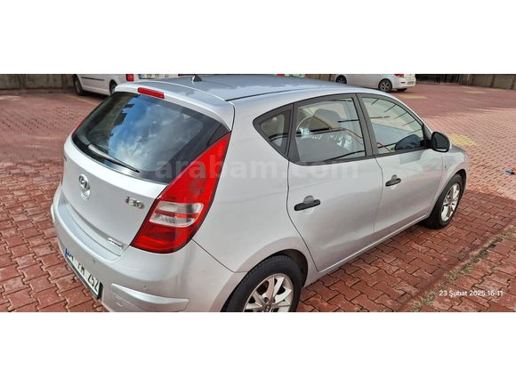sahibinden satilik hyndai i30 1.6 crdi team