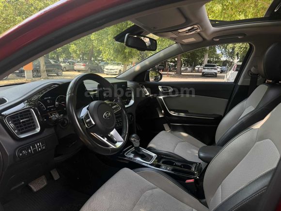 2019 Kia XCeed 1.6 CRDI PRESTIGE DESİGN HATASIZ