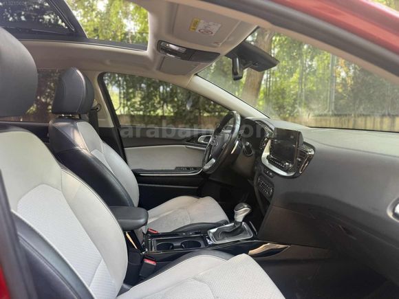 2019 Kia XCeed 1.6 CRDI PRESTIGE DESİGN HATASIZ