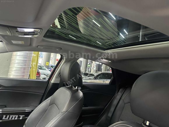 2023 XCEED 1.5 T-GDI ELEGANCE CAM TAVAN HATASIZ BOYASIZ