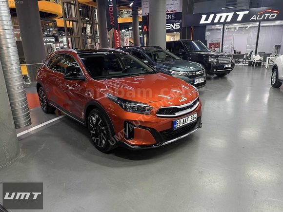 2023 XCEED 1.5 T-GDI ELEGANCE CAM TAVAN HATASIZ BOYASIZ