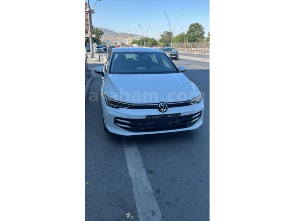HATASIZ DÜŞÜK KİLOMETRELİ.