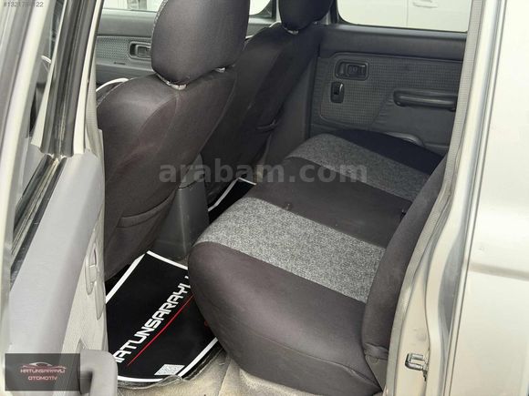 NISSAN SKYSTAR 2.5 TDI SSS 2004 MODEL MASRAFSIZ