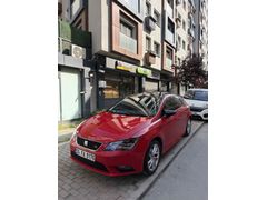 Kırmızı cam tavan alcantra koltuk leon 1.6dizel 
Otomatik 