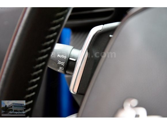 ''ATLAS'' BOYASIZ 2021 PEUGEOT 2008 1.2 PURETECH ACTİVE 96.000KM