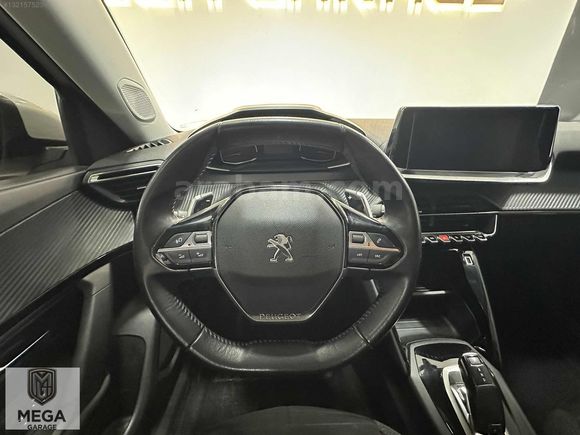 MEGA GARAGE 2021 PEUGEOT 2008 1.2 ACTİVE HATASIZ TRAMERSİZ