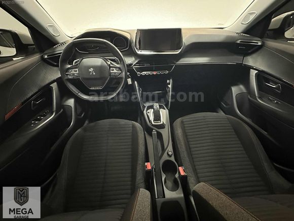MEGA GARAGE 2021 PEUGEOT 2008 1.2 ACTİVE HATASIZ TRAMERSİZ
