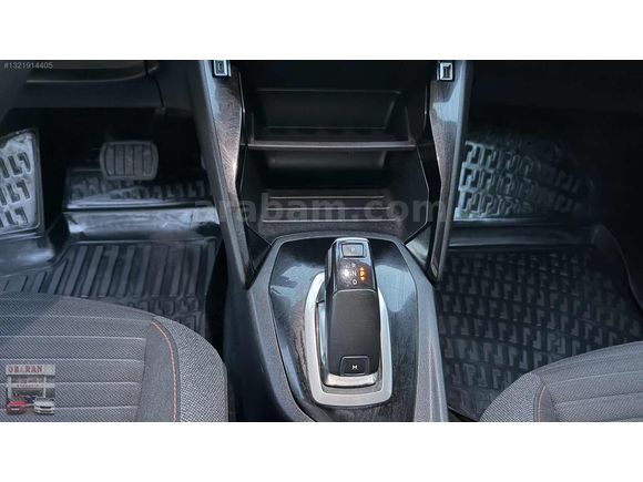 BARAN OTOMOTİV DEN PEUGEOT 2008 1.2 PURETECH ACTİVE SKYPACK.....
