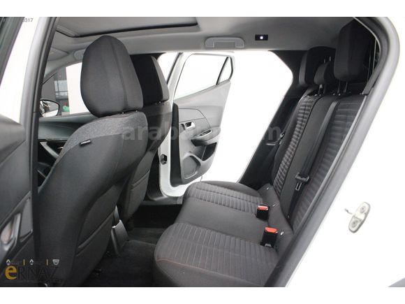 2021 PEUGEOT 2008 ACTİVE SKYPACK KREDİ KARTINA 12 TAKSİT