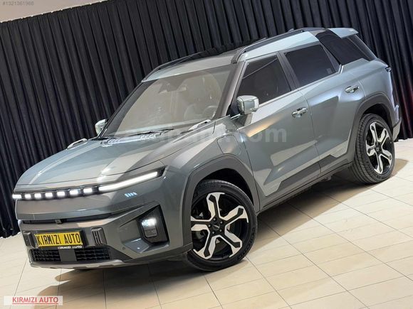 KIRMIZI AUTO'DN 2025 KGM SSANGYONG TORRES EVX CAM TAVAN 9.000KM