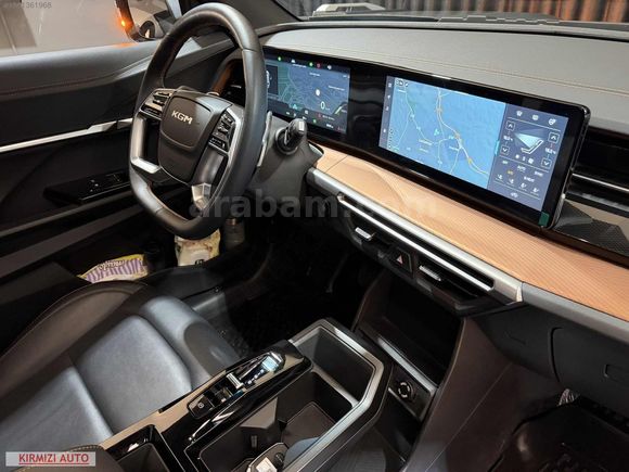 KIRMIZI AUTO'DN 2025 KGM SSANGYONG TORRES EVX CAM TAVAN 9.000KM