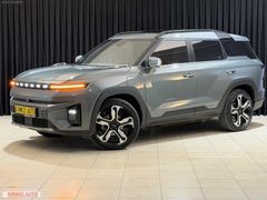 KIRMIZI AUTO'DN 2025 KGM SSANGYONG TORRES EVX CAM TAVAN 9.000KM