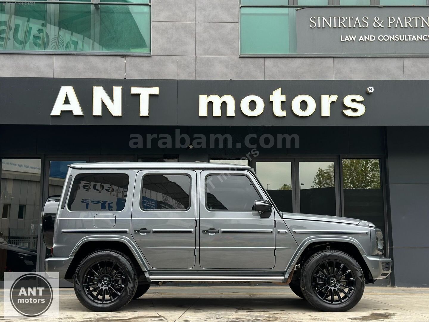 HATASIZ BAYİ 2024 ÇIKIŞ MERCEDES G 400d MANUFAKTUR AMG+GECE 2 FL 6